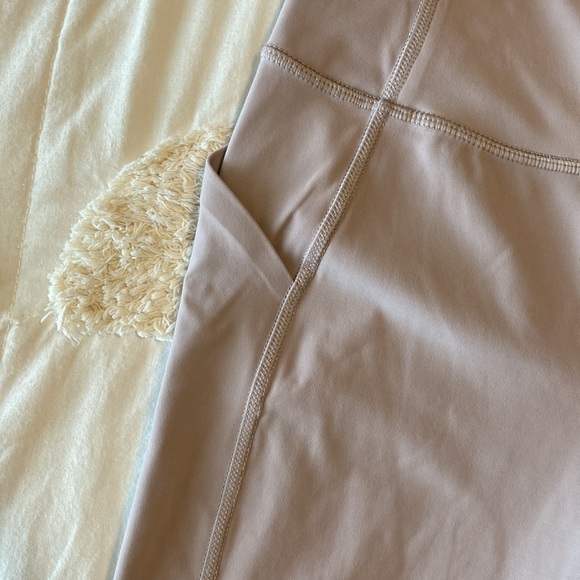 Lolë leggings - Picture 3 of 4